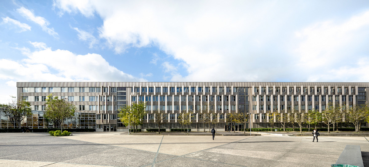 Lycée Robert Doisneau, CorbeilEssonnes (91) Terreneuve